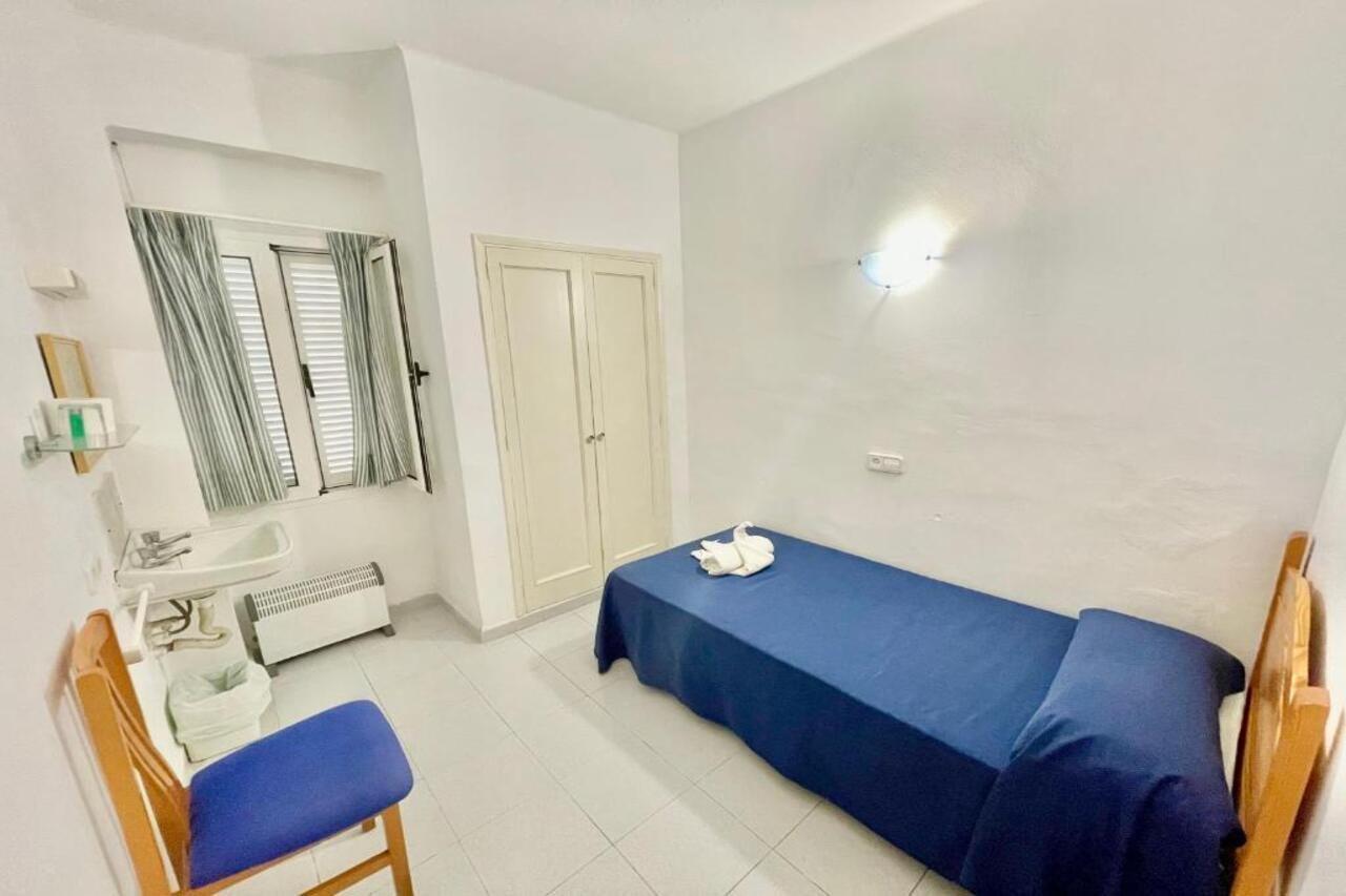 Hostal Vista Alegre Port de Alcudia  Ngoại thất bức ảnh