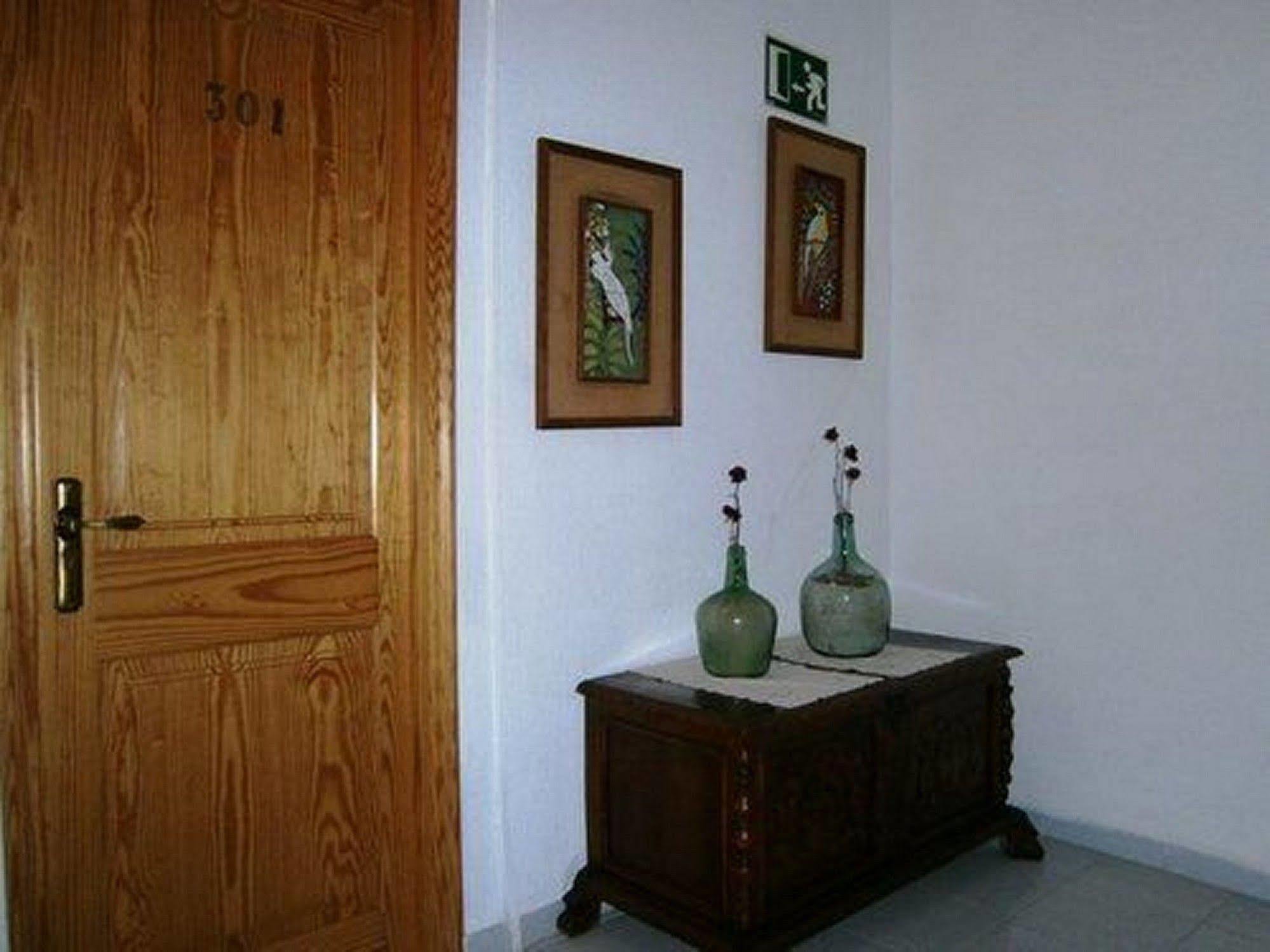 Hostal Vista Alegre Port de Alcudia  Ngoại thất bức ảnh